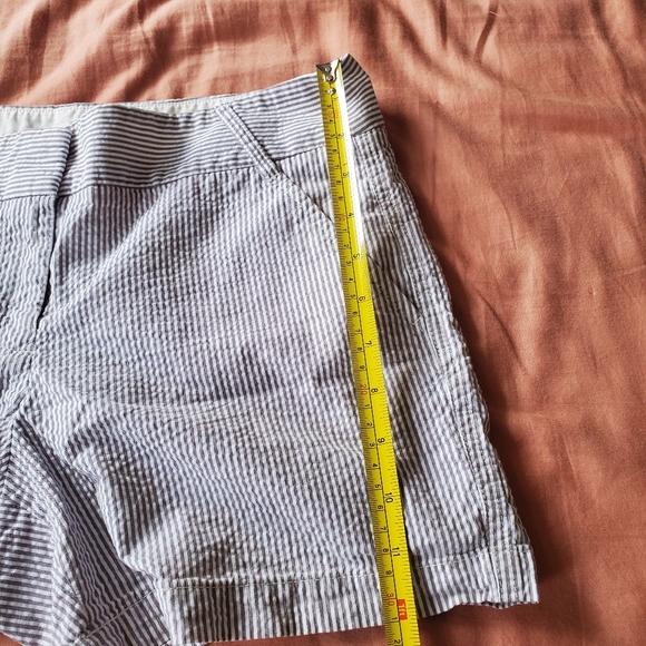 J Crew Seersucker City Fit Shorts - Picture 7 of 8